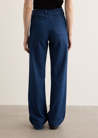 Emilie Jeans